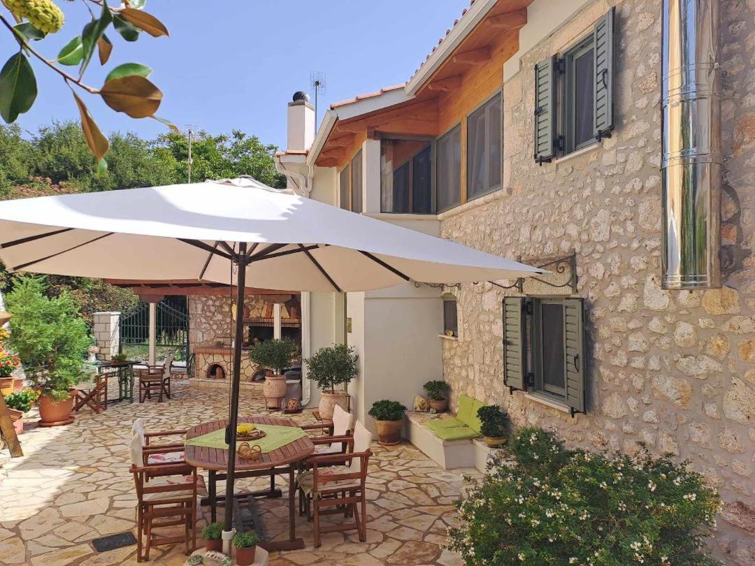 Villa La Casa Di Bella A Tradional Stone House With Barbecue Kariá Exterior foto